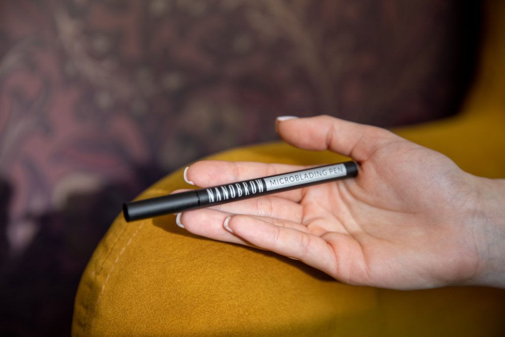 pennarello per sopracciglia