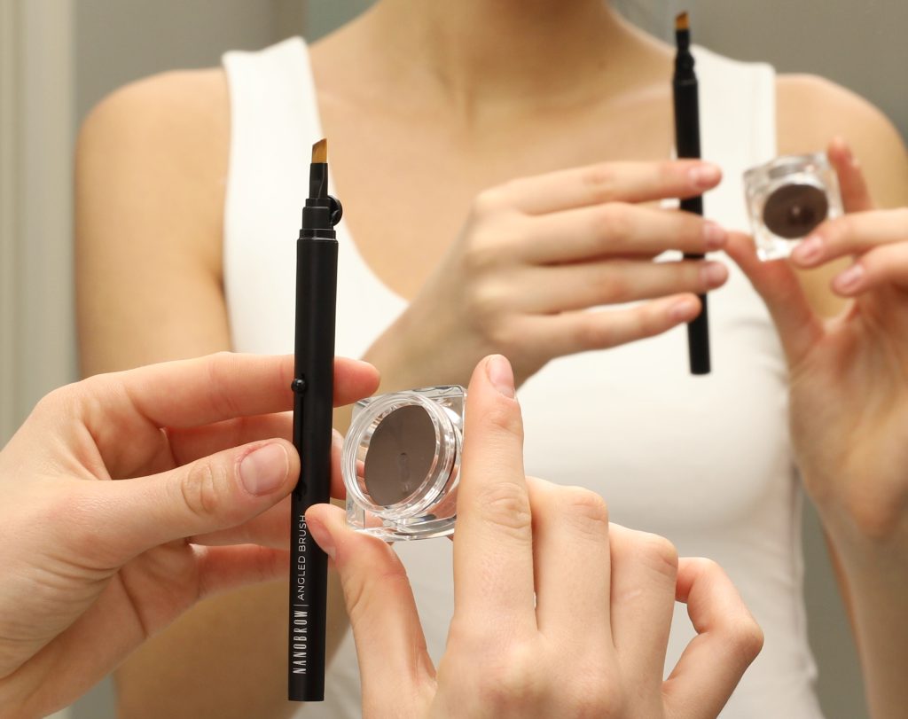 crema per sopracciglia